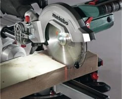 Metabo KGS 216 M Afkortzaag - 1500W - 216 X 30mm - 619260000 -Metabo b4a22e7bd5f5e8401cc667e572d978ac