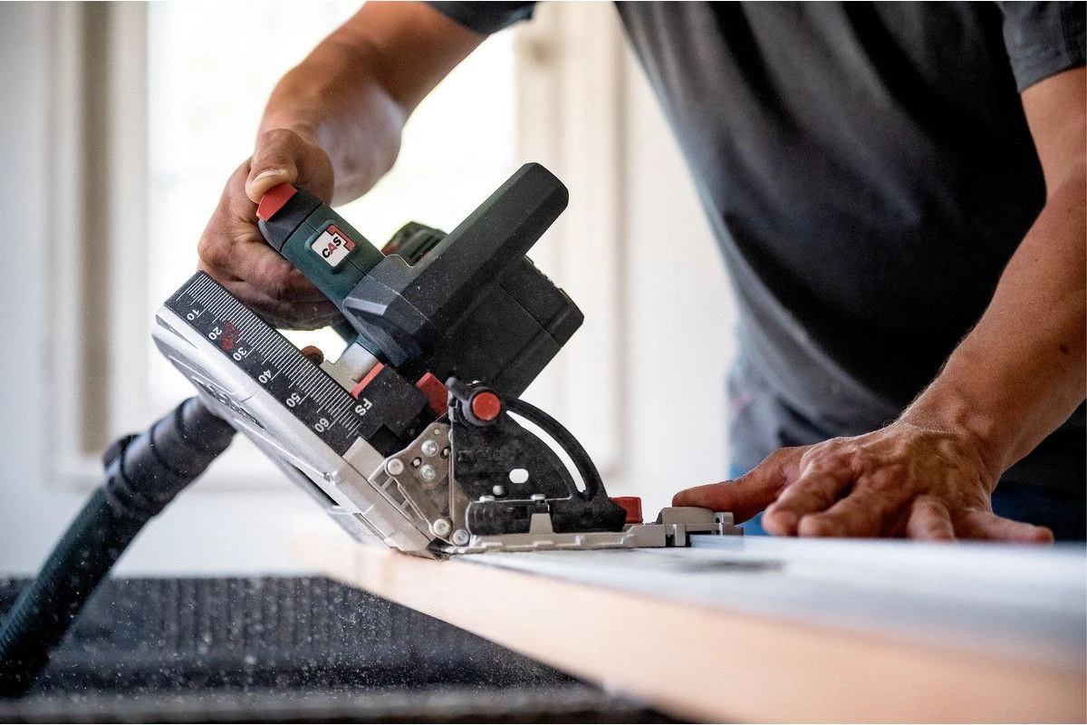 Metabo KT 18 LTX 66 BL 18V Li-ion Accu Invalcirkelzaag Body In MetaBox - 165 X 20mm - Koolborstelloos - 601866840 6 Metabo KT 18 LTX 66 BL 18V Li-ion Accu Invalcirkelzaag Body In MetaBox - 165 X 20mm - Koolborstelloos - 601866840 - Afbeelding 6